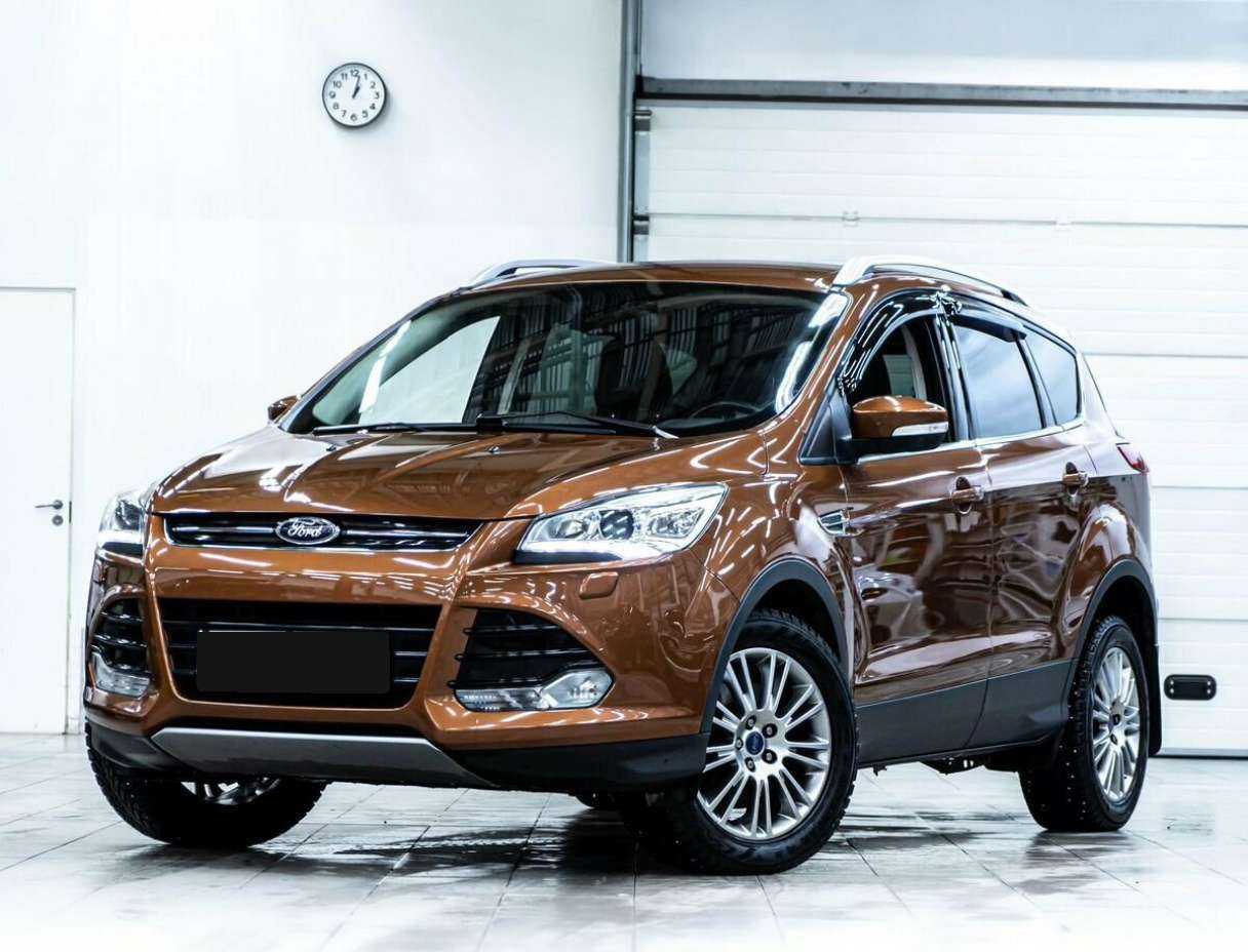 Ford Kuga 2013 года с пробегом. Фото: #0