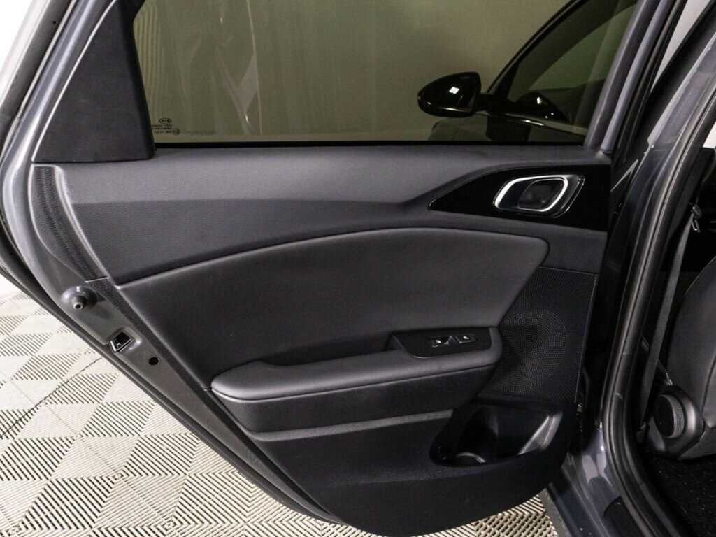 Kia Ceed 2020 года с пробегом. Фото: #26