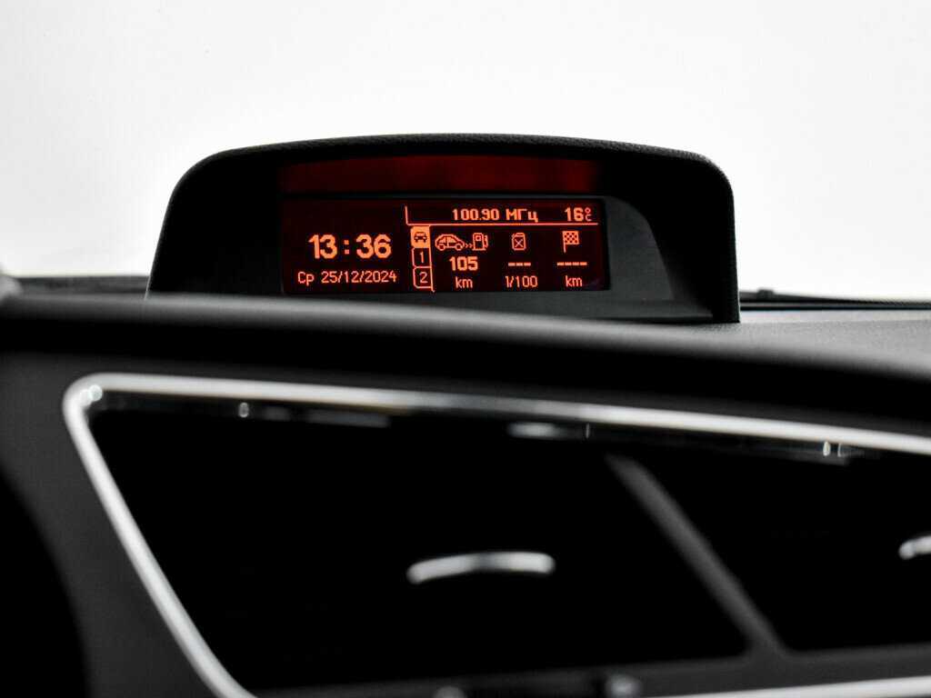 Peugeot 3008 2014 года с пробегом. Фото: #14