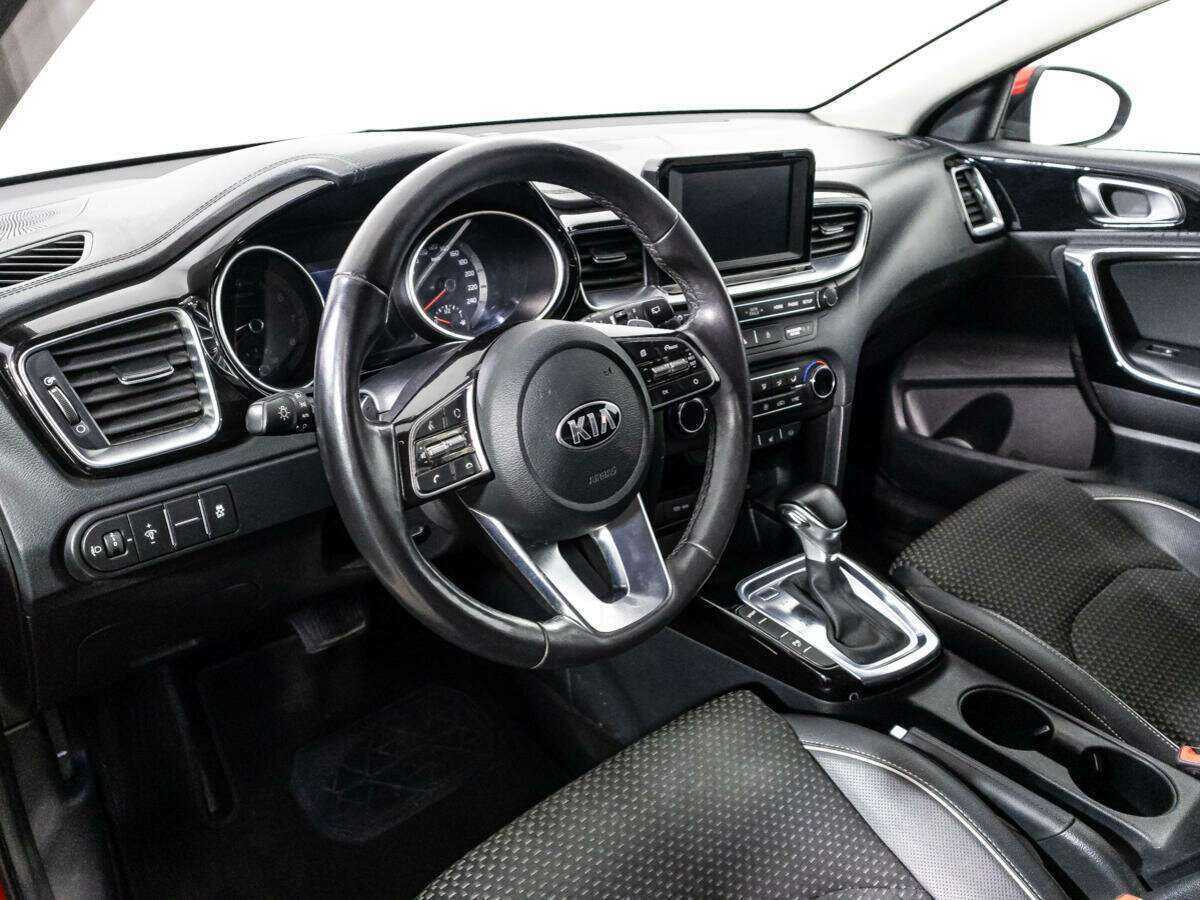 Kia Ceed 2019 года с пробегом. Фото: #10