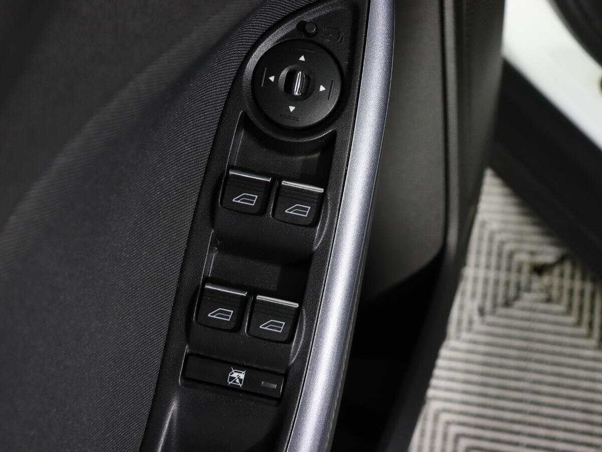 Ford Focus 2013 года с пробегом. Фото: #13