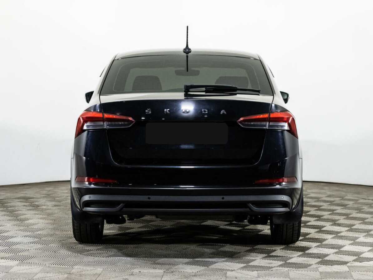 Skoda Rapid 2021 года с пробегом. Фото: #4