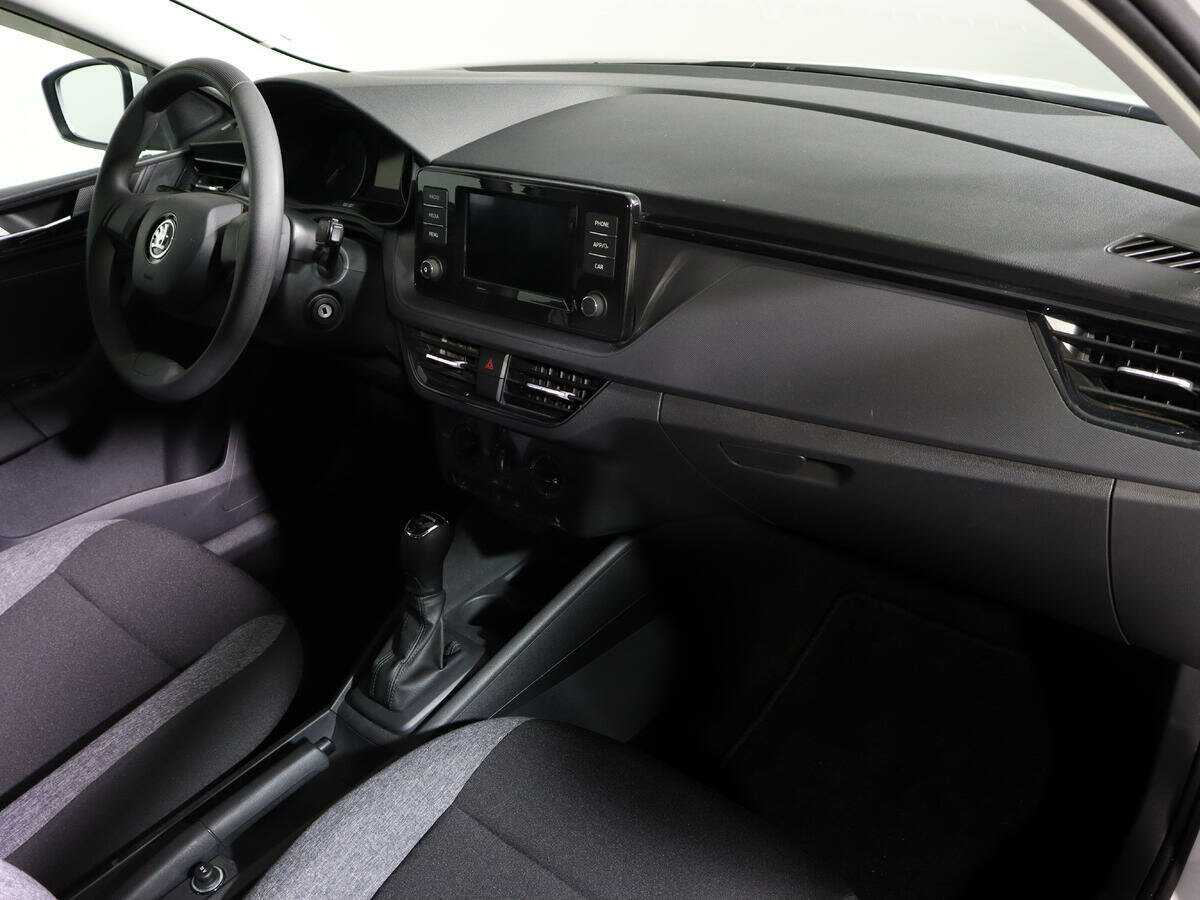 Skoda Rapid 2021 года с пробегом. Фото: #9