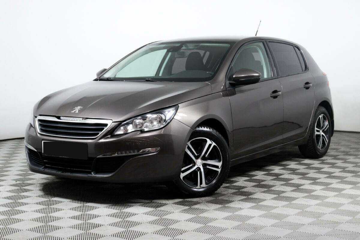 Peugeot 308 2014 года с пробегом. Посмотреть фото
