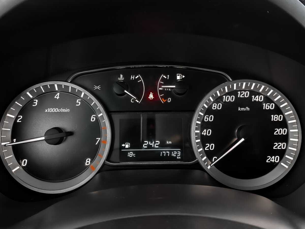 Nissan Sentra 2014 года с пробегом. Фото: #15