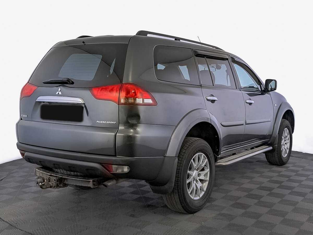Mitsubishi Pajero Sport 2013 года с пробегом. Фото: #4