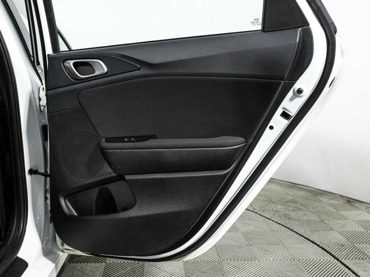 Kia Ceed 2020 года с пробегом. Фото: #28