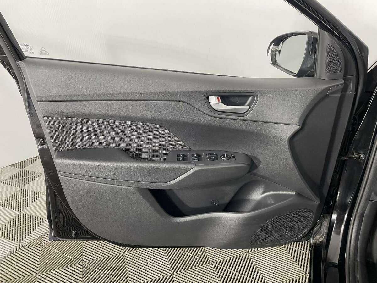 Hyundai Solaris 2020 года с пробегом. Фото: #7