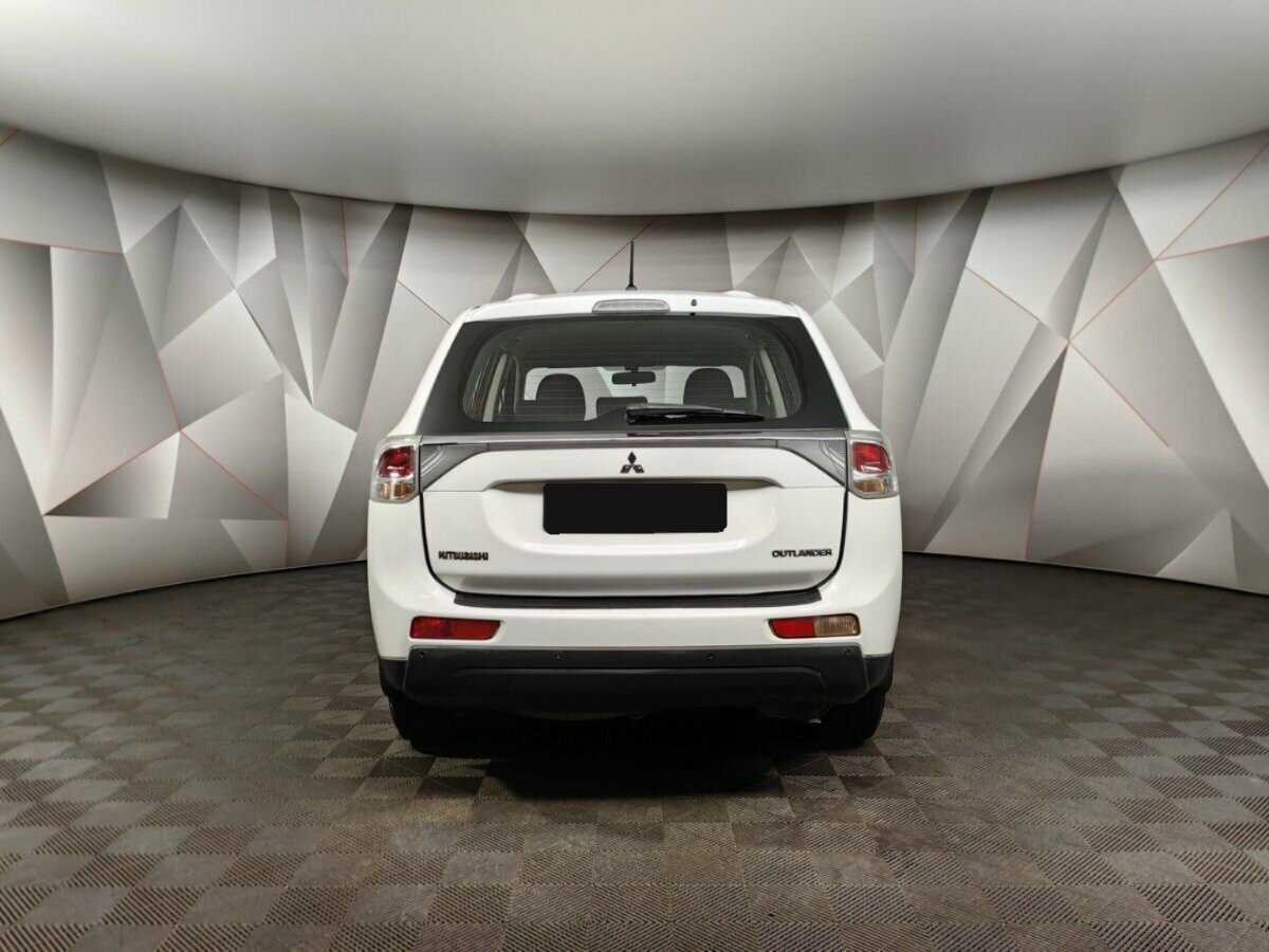 Mitsubishi Outlander 2012 года с пробегом. Фото: #7