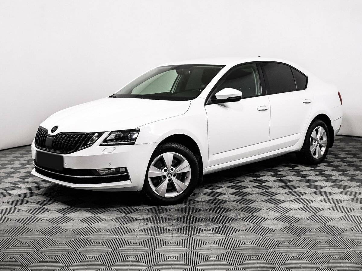 Skoda Octavia 2017 года с пробегом. Посмотреть фото