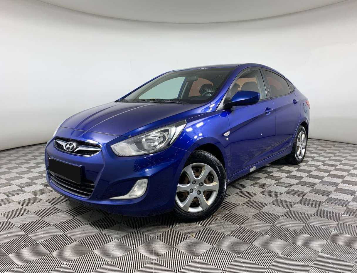 Hyundai Solaris 2013 года с пробегом. Посмотреть фото