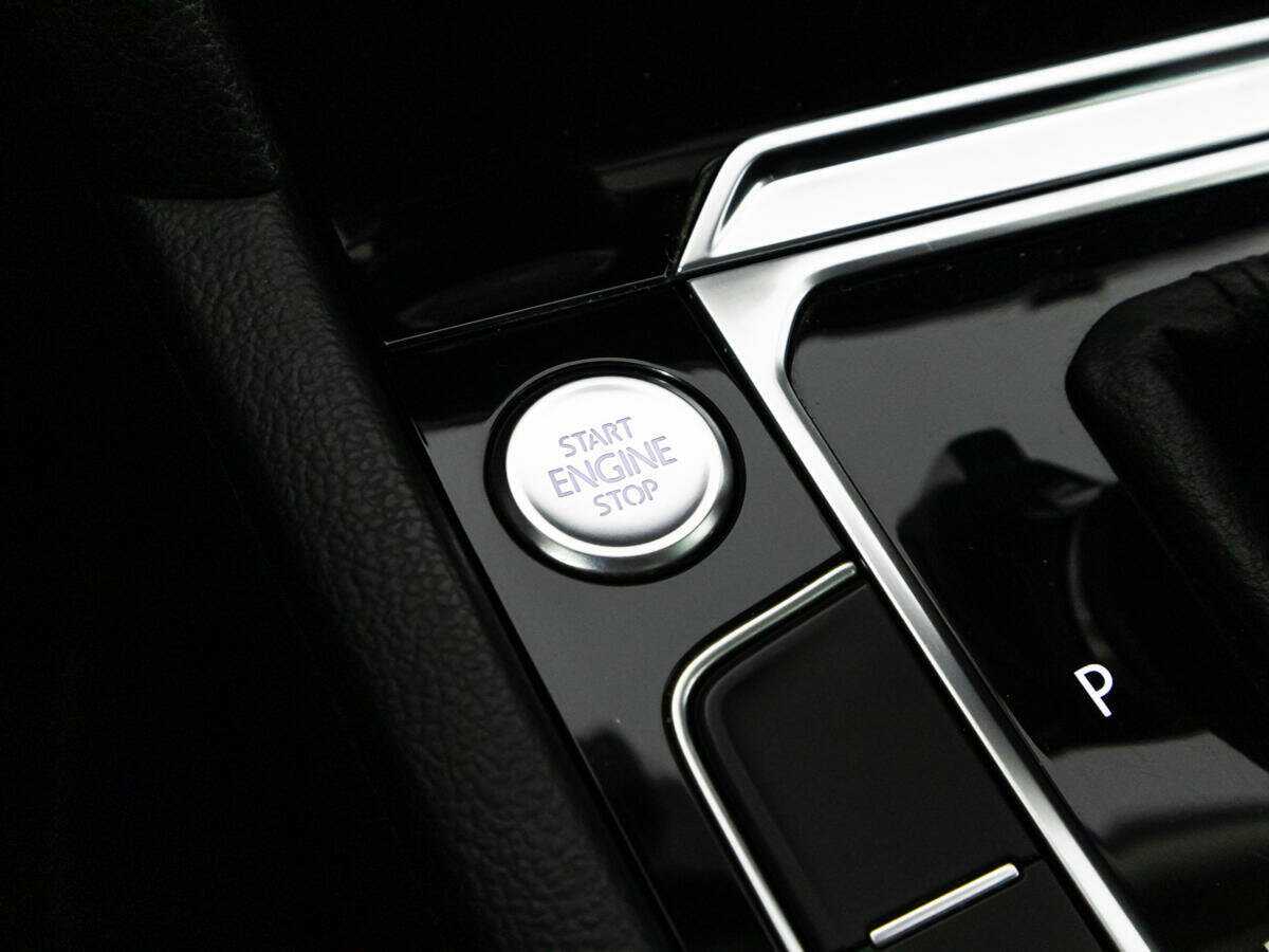 Volkswagen Passat 2017 года с пробегом. Фото: #16