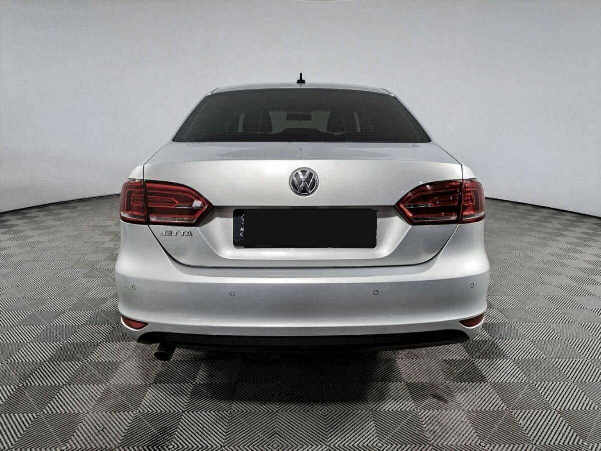 Volkswagen Jetta 2014 года с пробегом. Фото: #4