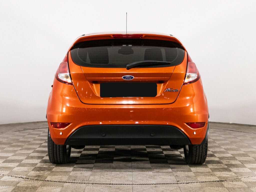 Ford Fiesta 2015 года с пробегом. Фото: #5