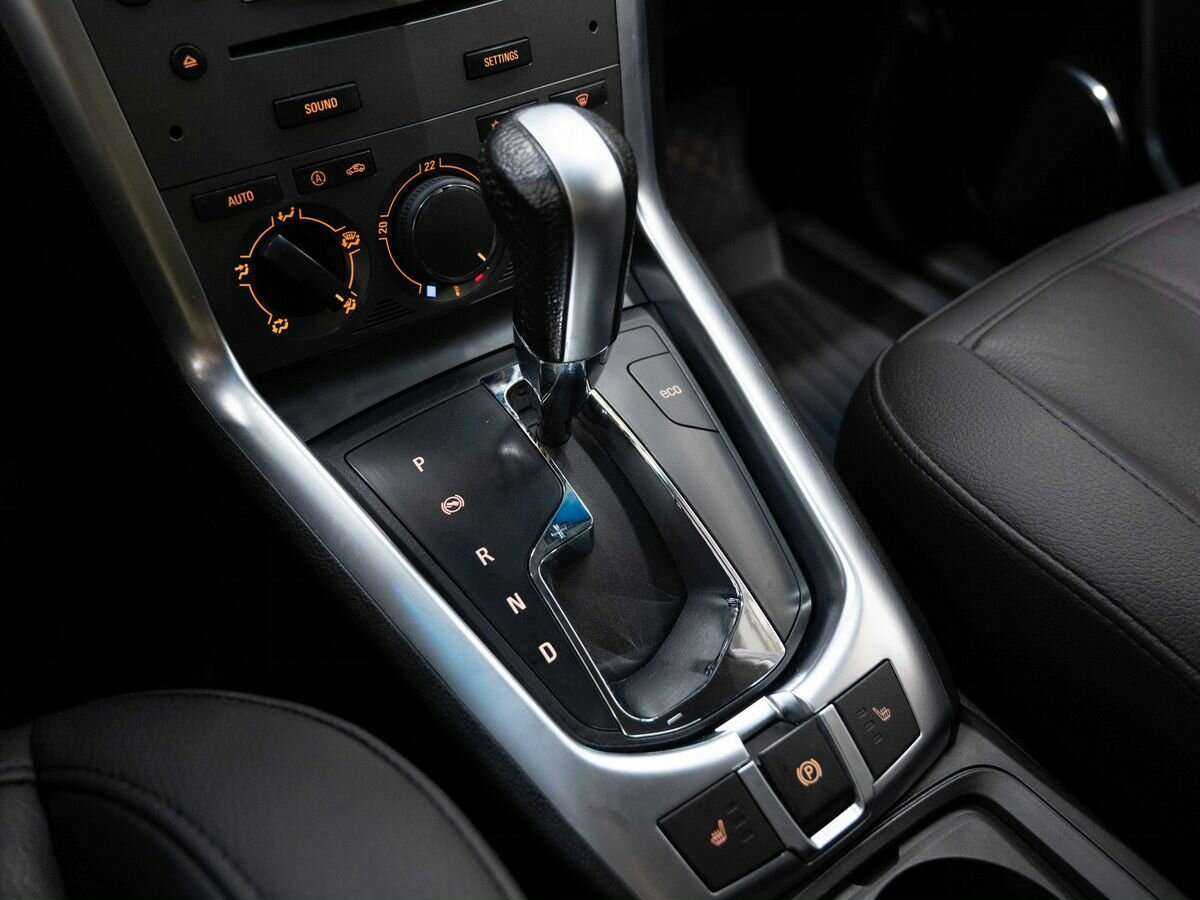 Opel Antara 2013 года с пробегом. Фото: #21