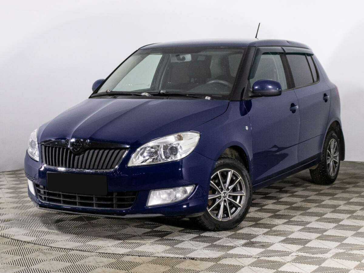 Skoda Fabia 2013 года с пробегом. Посмотреть фото
