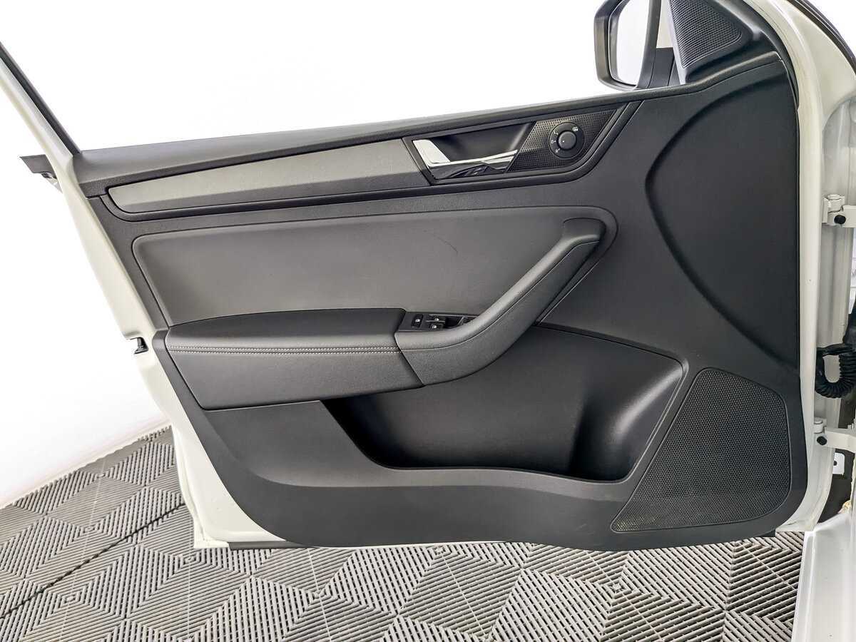 Skoda Rapid 2020 года с пробегом. Фото: #18