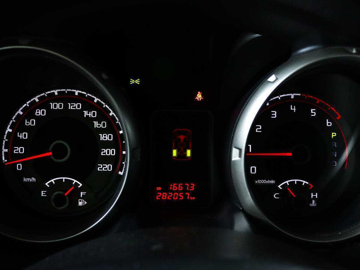 Mitsubishi Pajero 2014 года с пробегом. Фото: #8