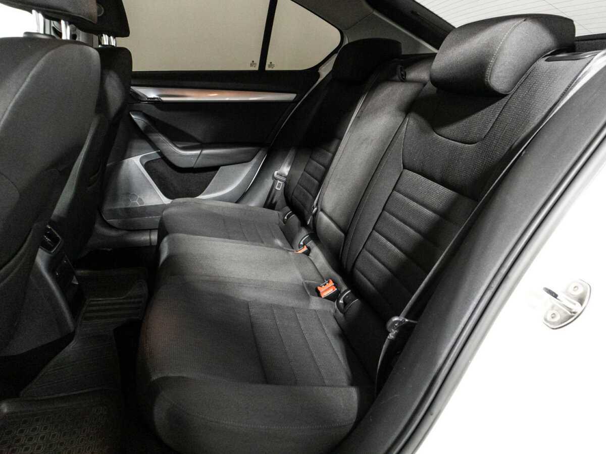 Skoda Octavia 2013 года с пробегом. Фото: #7