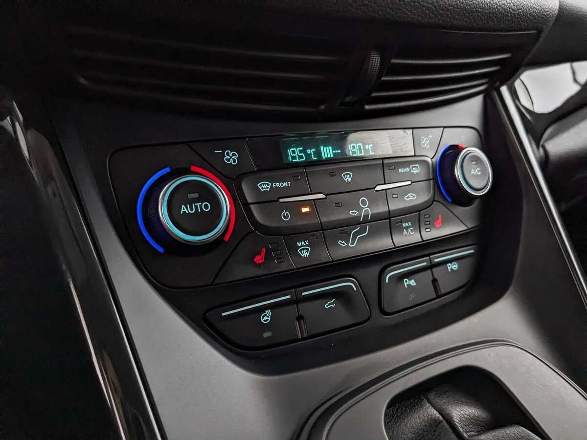 Ford Kuga 2019 года с пробегом. Фото: #18