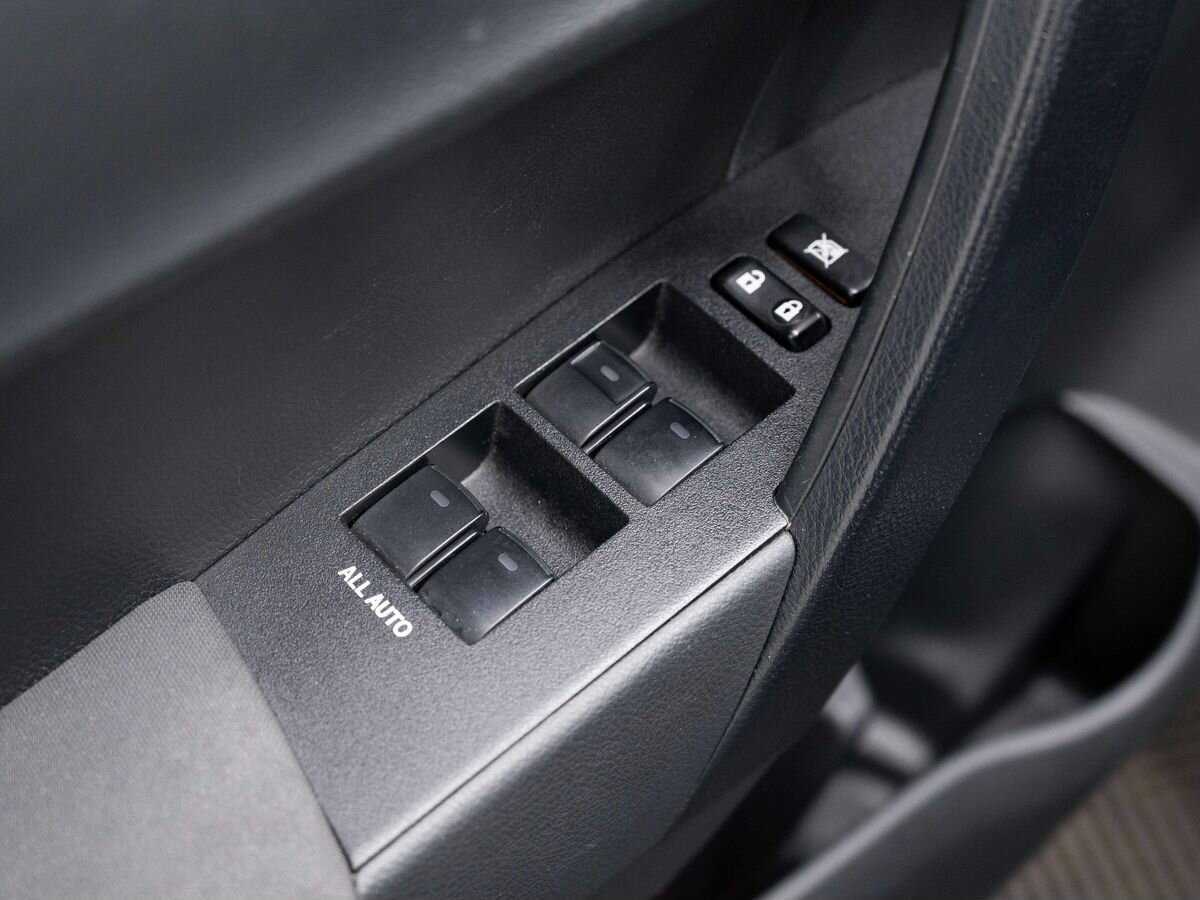 Toyota Corolla 2017 года с пробегом. Фото: #16