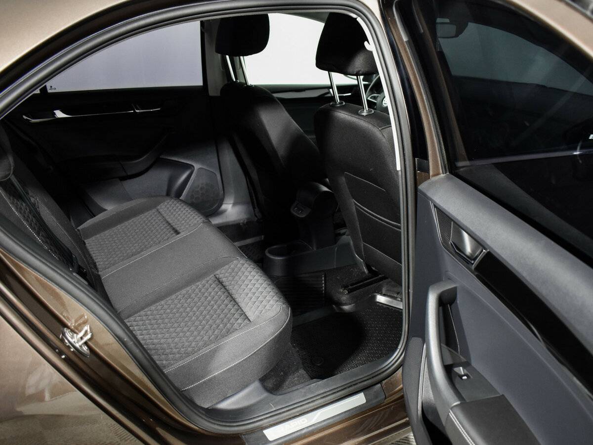 Skoda Rapid 2018 года с пробегом. Фото: #11