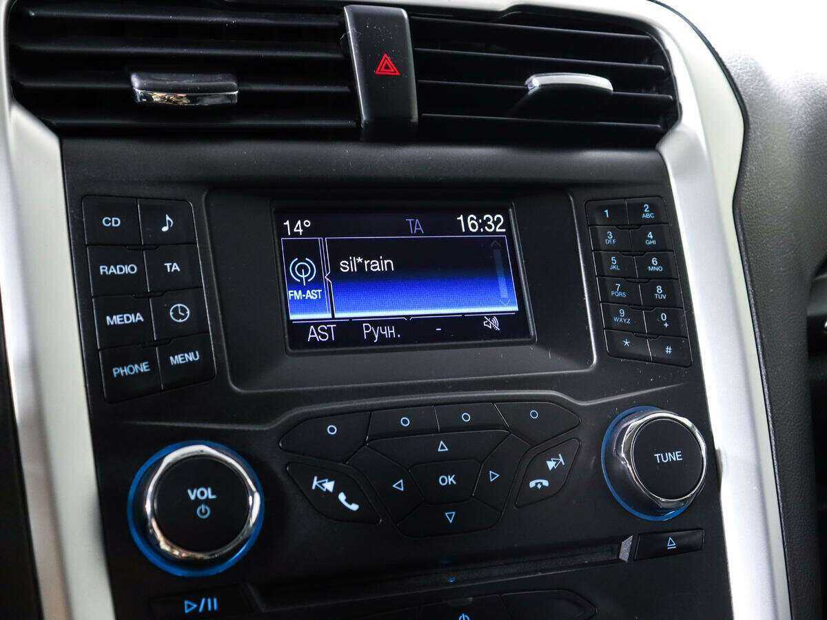 Ford Mondeo 2016 года с пробегом. Фото: #12