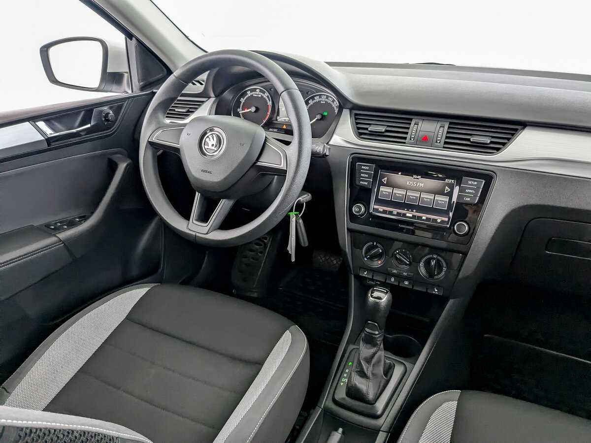 Skoda Rapid 2019 года с пробегом. Фото: #20