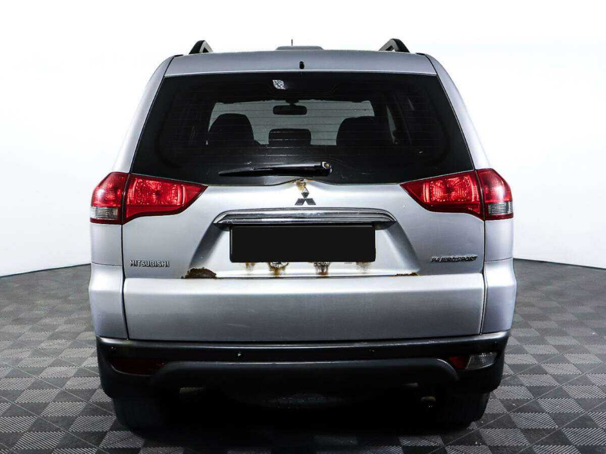 Mitsubishi Pajero Sport 2014 года с пробегом. Фото: #5