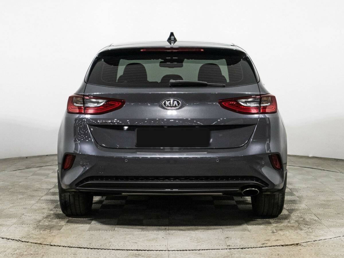 Kia Ceed 2019 года с пробегом. Фото: #5