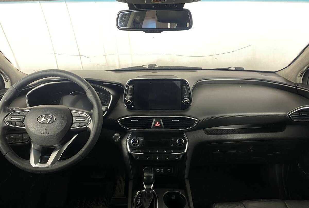 Hyundai Santa Fe 2018 года с пробегом. Фото: #10