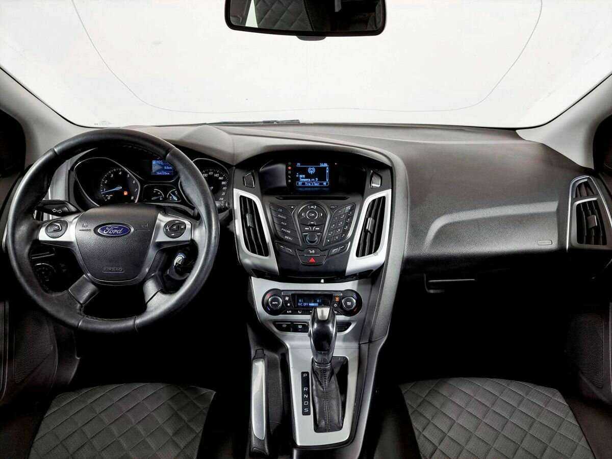 Ford Focus 2012 года с пробегом. Фото: #12