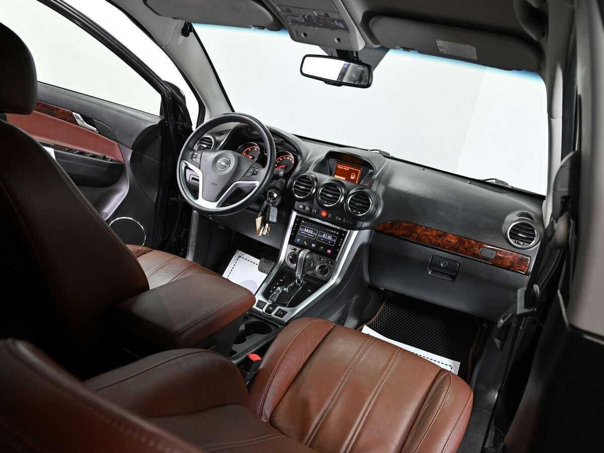 Opel Antara 2012 года с пробегом. Фото: #4