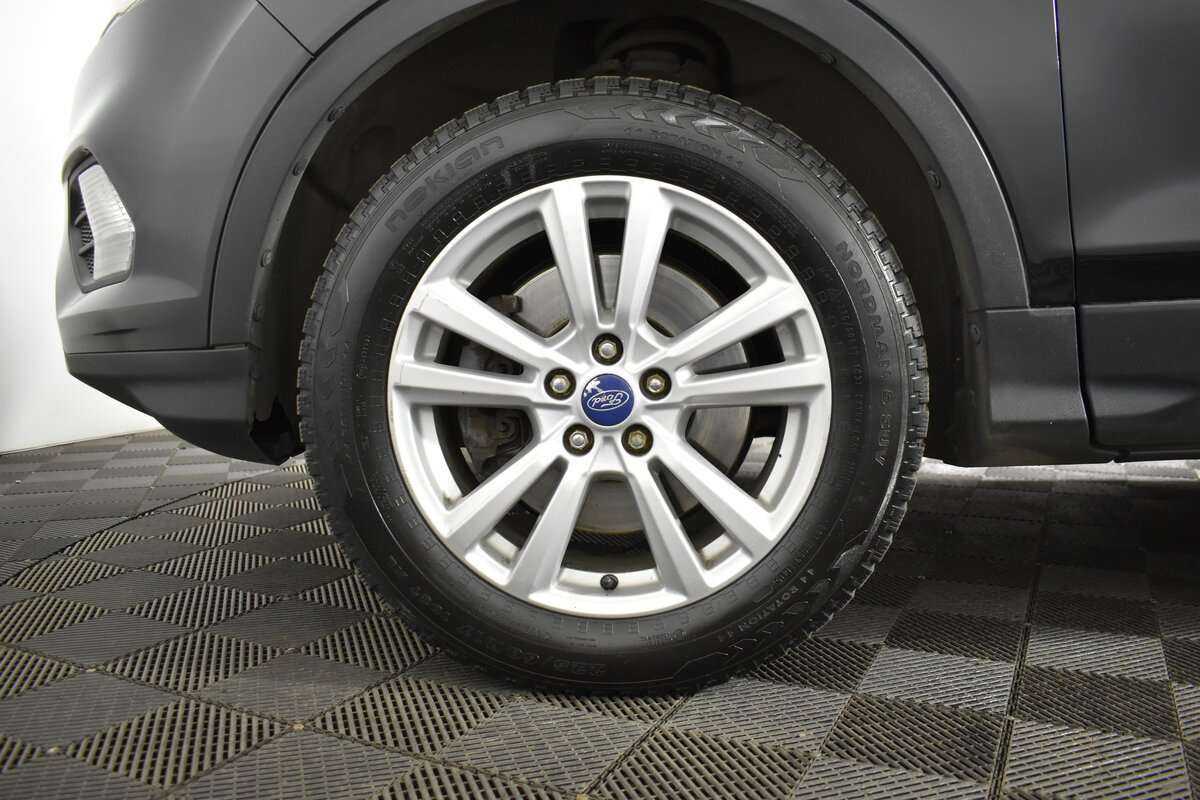 Ford Kuga 2017 года с пробегом. Фото: #7