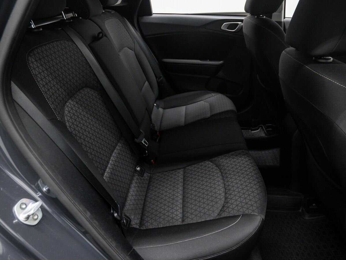 Kia Ceed 2019 года с пробегом. Фото: #9