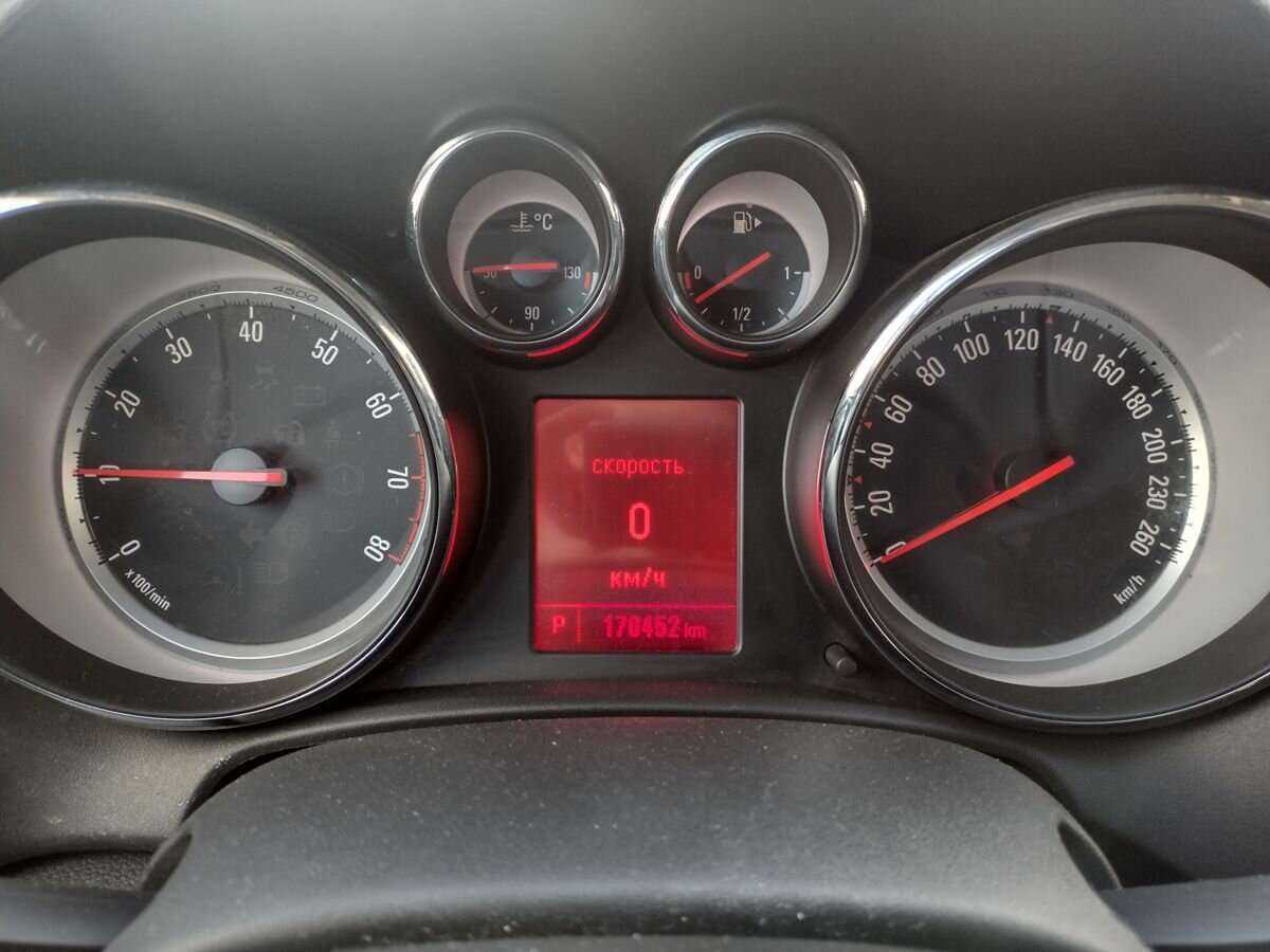 Opel Astra 2014 года с пробегом. Фото: #10