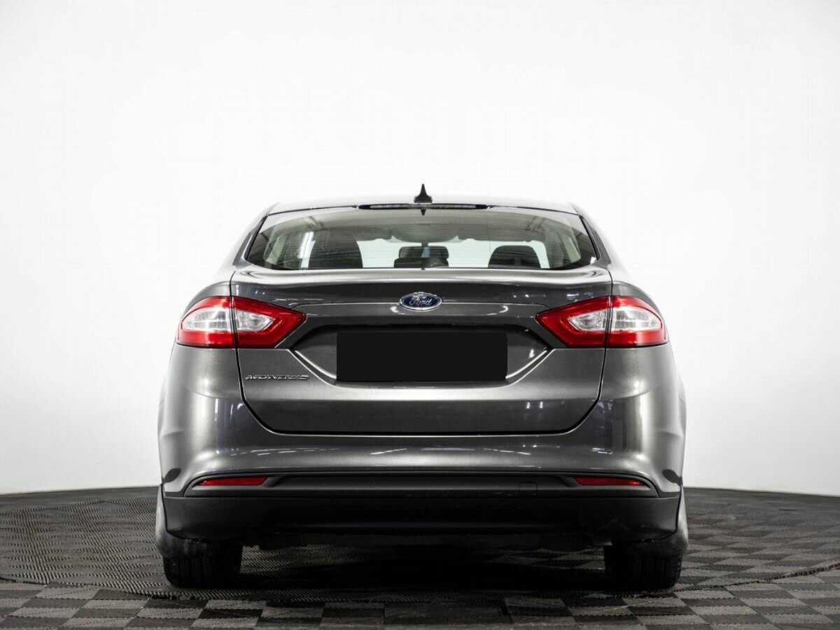 Ford Mondeo 2017 года с пробегом. Фото: #4