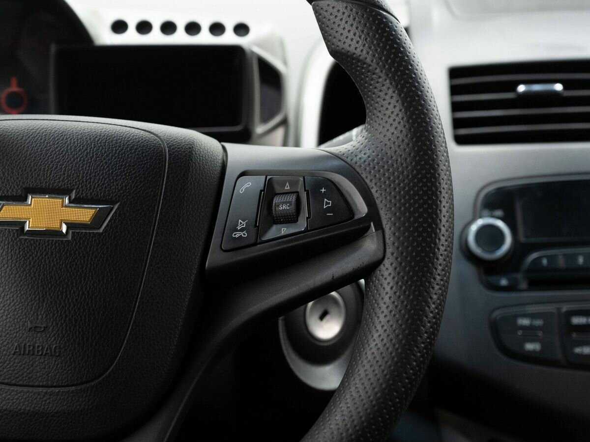 Chevrolet Aveo 2014 года с пробегом. Фото: #14