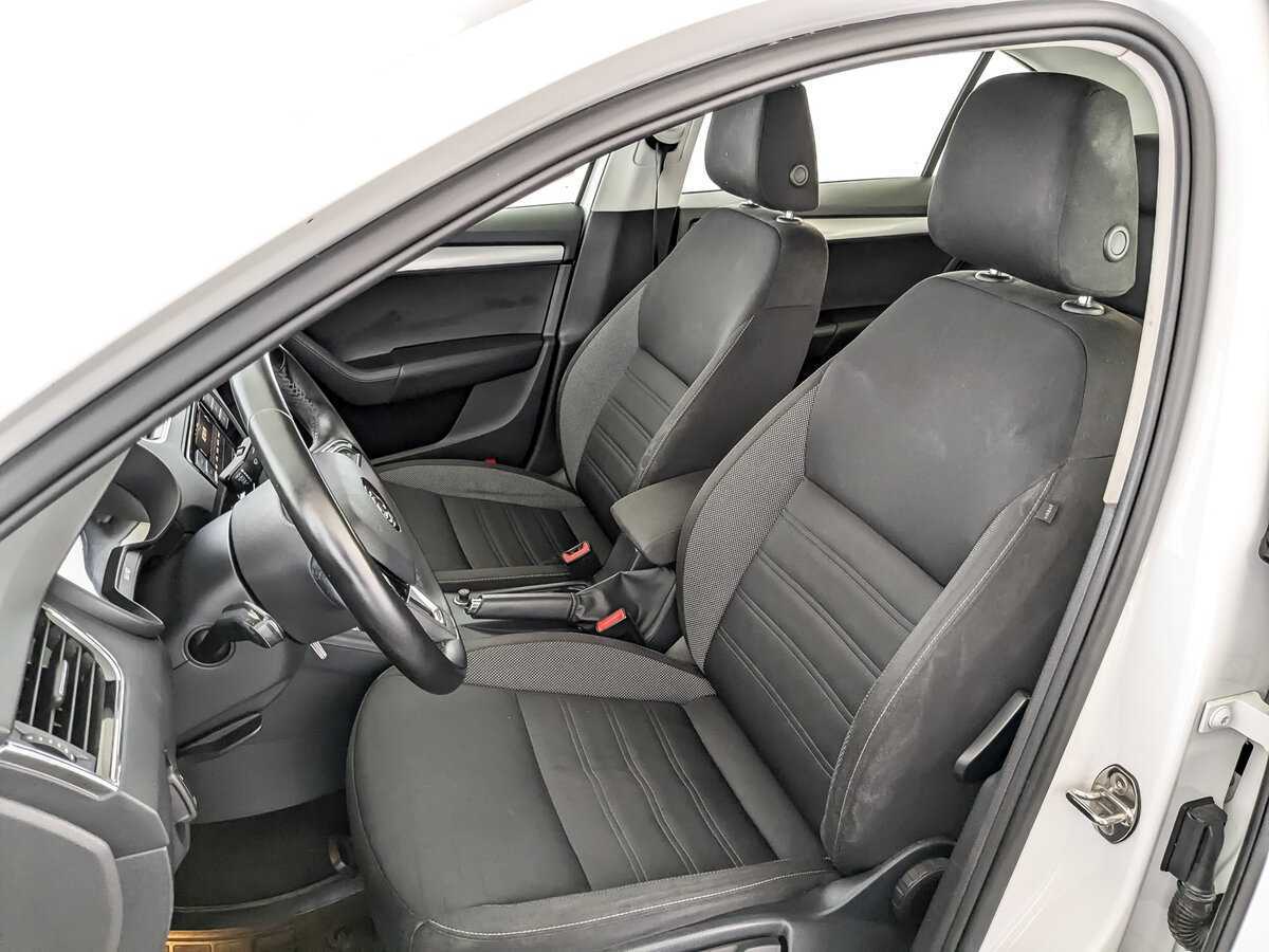 Skoda Octavia 2018 года с пробегом. Фото: #19