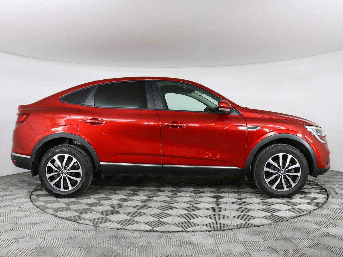Renault Arkana 2021 года с пробегом. Фото: #3