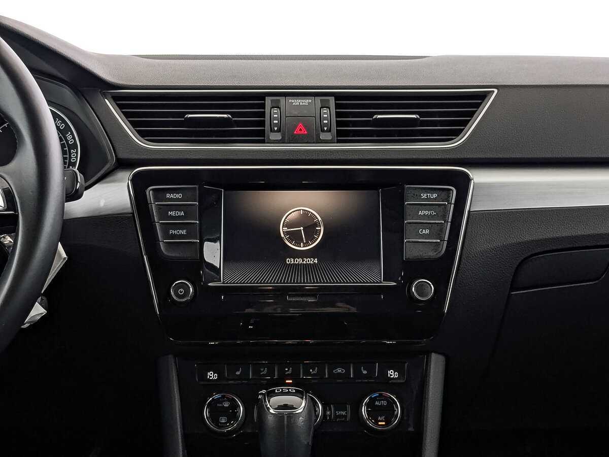 Skoda Superb 2019 года с пробегом. Фото: #16
