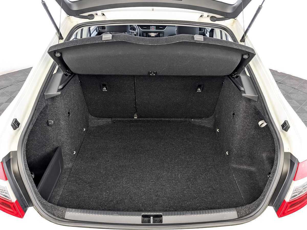 Skoda Octavia 2018 года с пробегом. Фото: #9