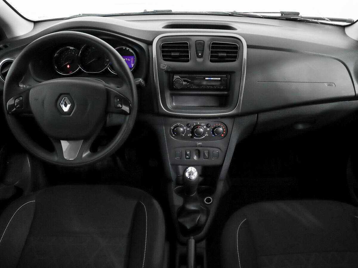 Renault Sandero 2015 года с пробегом. Фото: #11