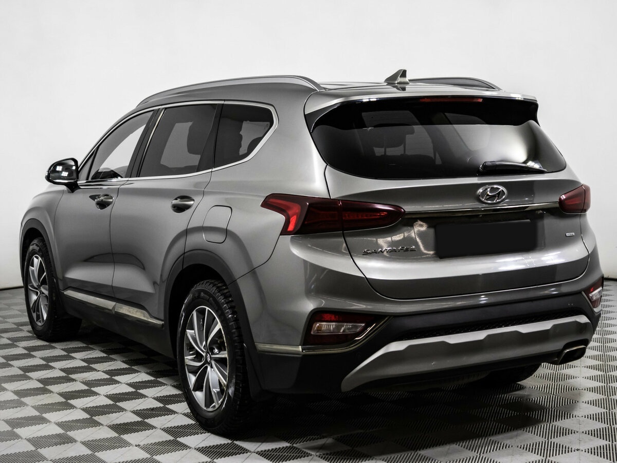 Hyundai Santa Fe 2019 года с пробегом. Фото: #5