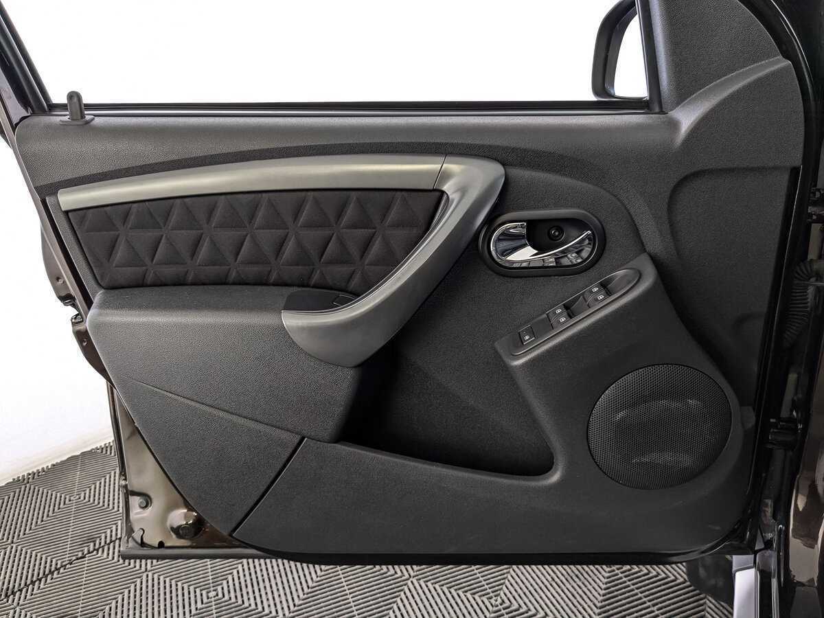 Renault Duster 2018 года с пробегом. Фото: #18