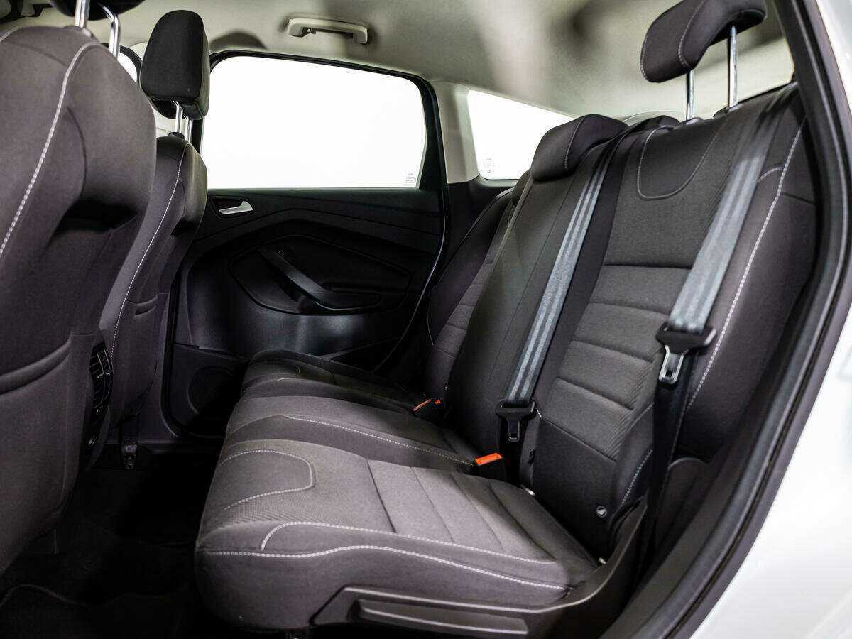 Ford Kuga 2016 года с пробегом. Фото: #7