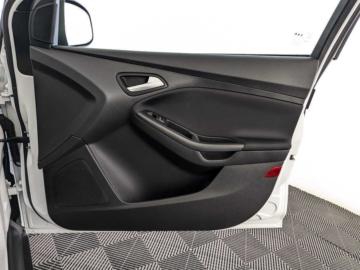 Ford Focus 2018 года с пробегом. Фото: #20