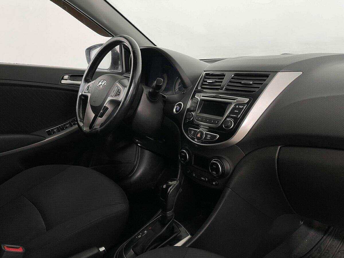 Hyundai Solaris 2014 года с пробегом. Фото: #6