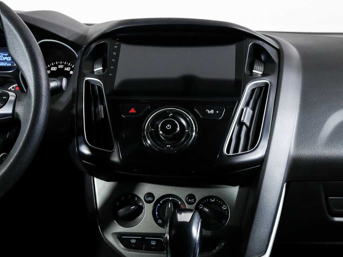 Ford Focus 2012 года с пробегом. Фото: #9