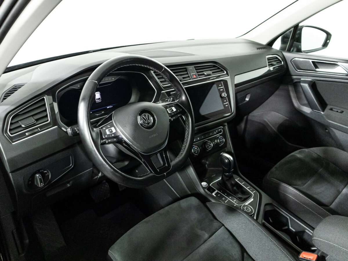 Volkswagen Tiguan 2018 года с пробегом. Фото: #10